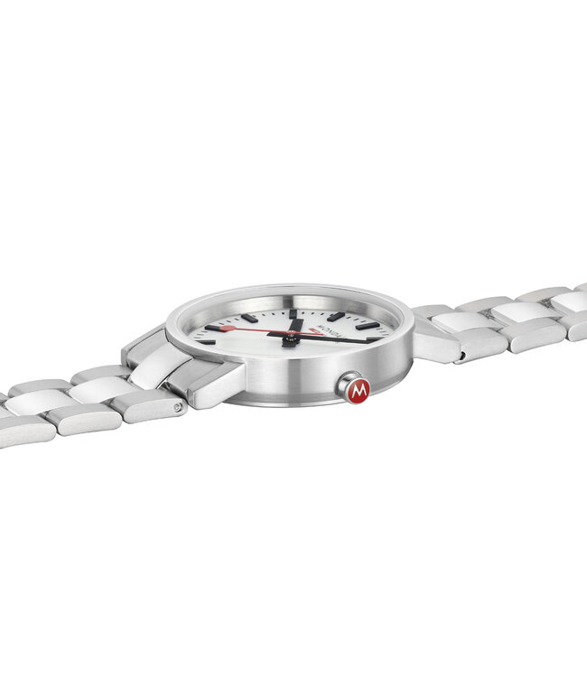Mondaine Classic horloge - zilverkleurige kast - zilverkleurige mesh band - 30 mm