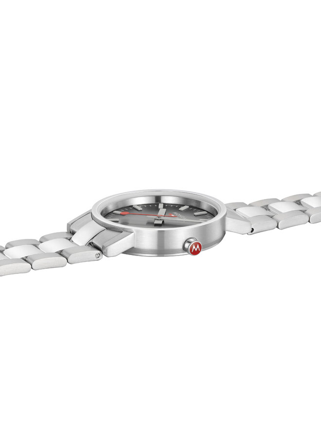 Mondaine Classic horloge - zilverkleurige kast - zilverkleurige mesh band - 30 mm