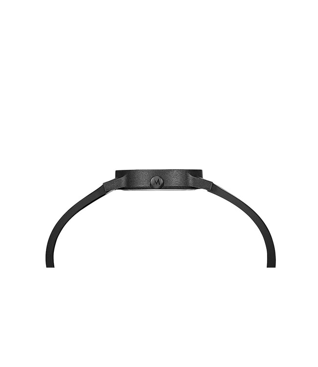 Mondaine Essence horloge - zwarte kast - zwart rubberen band - 32 mm