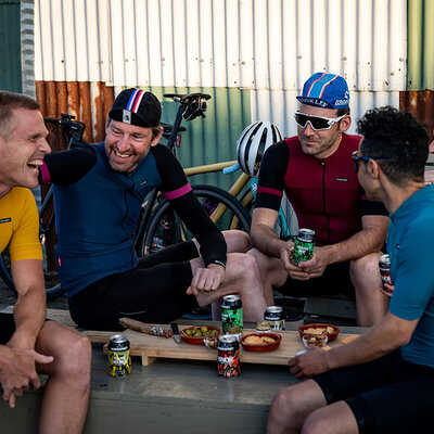 Saamhorig genieten van de Tour met het Tour pakket