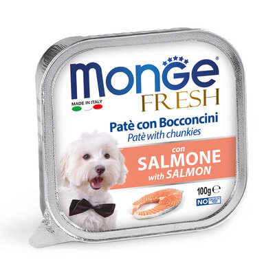 Hundefutter - Pastete mit Stücken von frischem Lachs