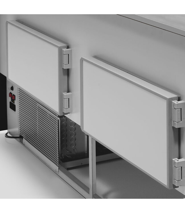 Diamond Gekoelde vitrinetoonbank gebogen ruit, geventileerd, met reserve - ZWART