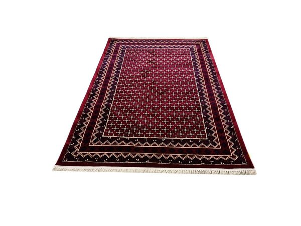 Tachmahal Klassischer Rot Teppich - Medaillon Tachmahal Klassischer Rot Teppich - Medaillon