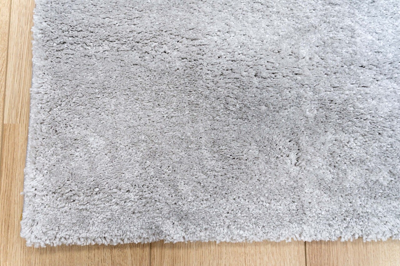 Bolana Teppich - Solid Modern - HellGrau / Silber Bolana Teppich - Solid Modern - HellGrau / Silber