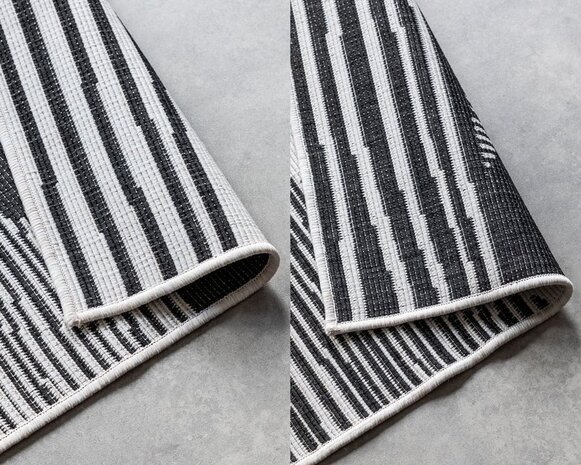 Elle Decoration - Teppich In & Outdoor - Reversibel - Rhombus - Schwarz Elle Decoration - Teppich In & Outdoor - Reversibel - Rhombus - Schwarz