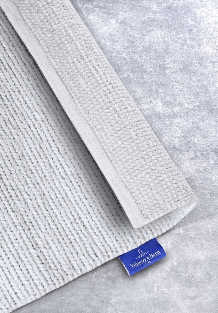 Wollteppich - Francois Weiß Wollteppich - Francois Weiß