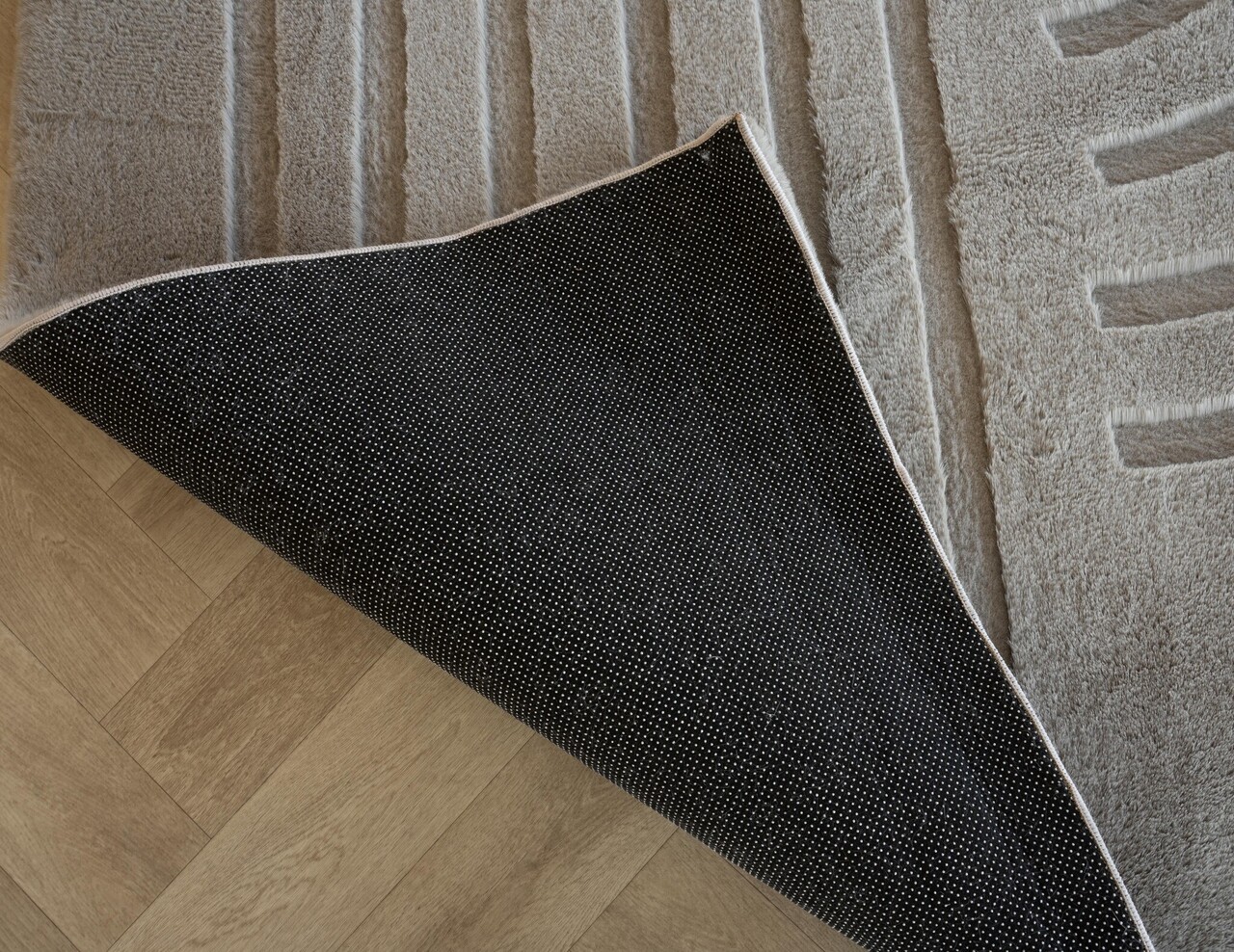 Japandi Hochflorteppich - Bohemian Arches Taupe Japandi Hochflorteppich - Bohemian Arches Taupe