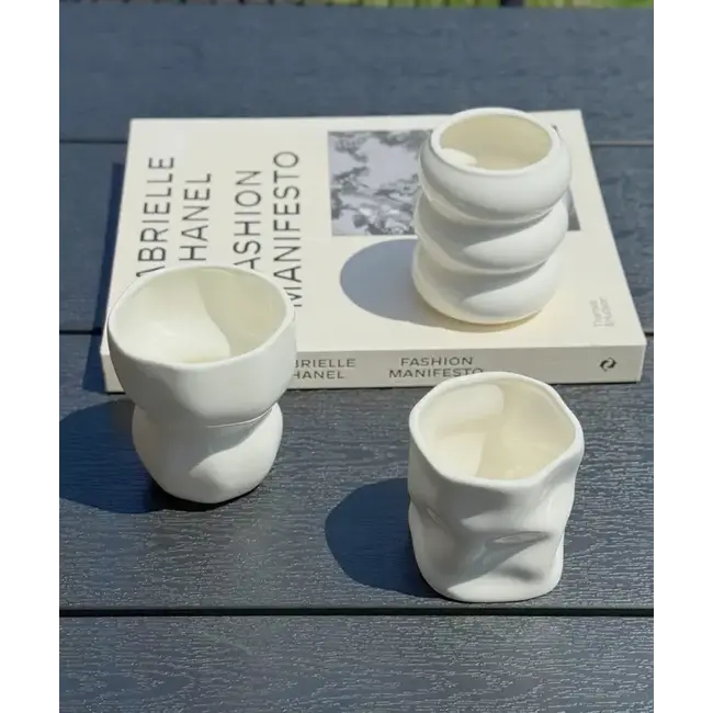 ZOHA 2 Organic Ceramic Mug in White 400ml