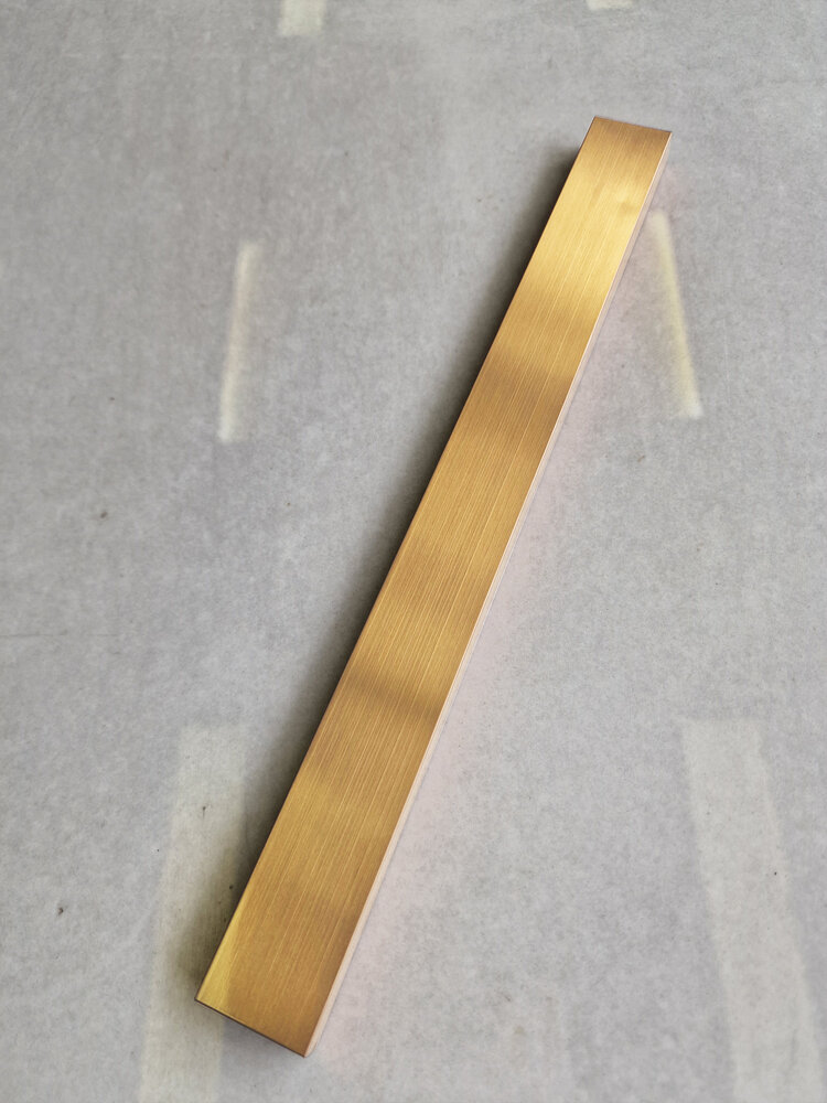 Oppio Cover voor akupanel - Geborsteld GOUD Oppio Cover voor akupanel - Geborsteld GOUD