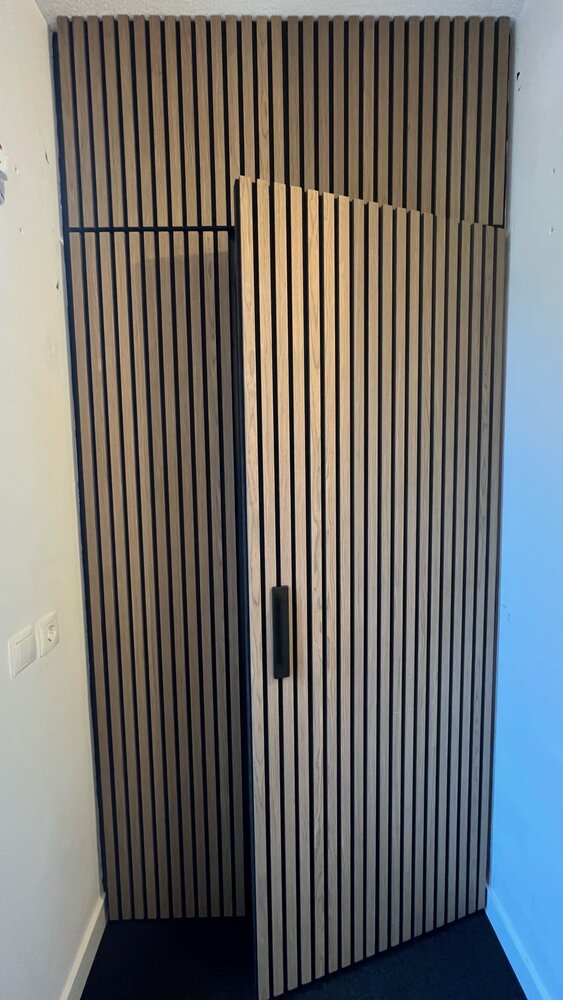 Oppio €45 PER PANEEL - 60x260 cm NEW WALNOOT Eiken akoestische wand panelen lattenwand met Vilt Oppio €45 PER PANEEL - 60x260 cm NEW WALNOOT Eiken akoestische wand panelen lattenwand met Vilt