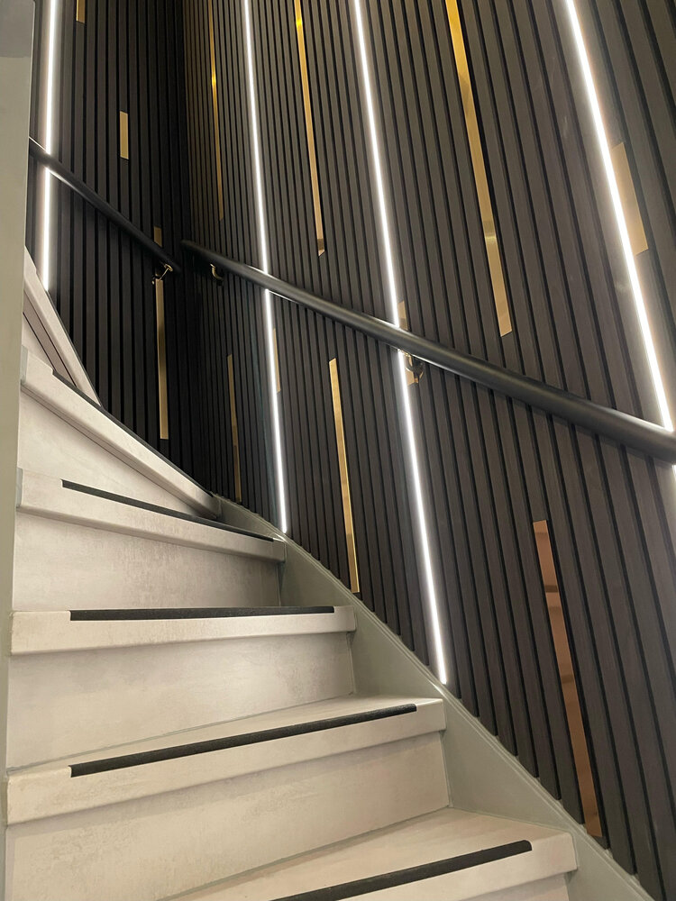 Oppio €37 PER PANEEL - 260x60 cm ZWART Eiken akoestische wand panel lattenwand met Vilt