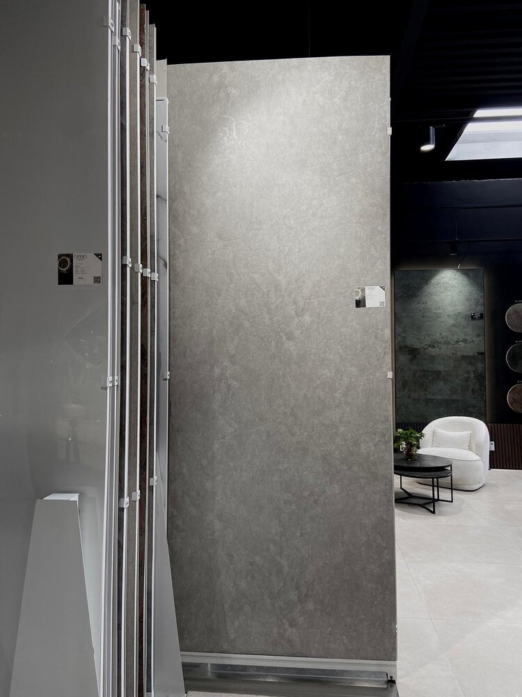 €72 PER PANEEL - 120x280x0,3 cm – Concrete Grey PVC Wandpaneel MAT