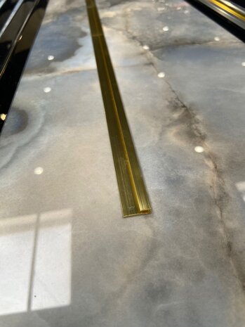 Oppio Eindprofiel tbv. PVC Wandpanelen - Goud Oppio Eindprofiel tbv. PVC Wandpanelen - Goud