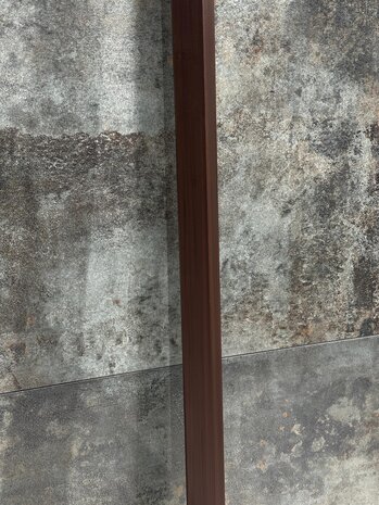 Oppio MAHONIE - HOEKPROFIEL 290x5x5 cm WPC ( 360° volledig bedekkende beschermlaag ) Oppio MAHONIE - HOEKPROFIEL 290x5x5 cm WPC ( 360° volledig bedekkende beschermlaag )