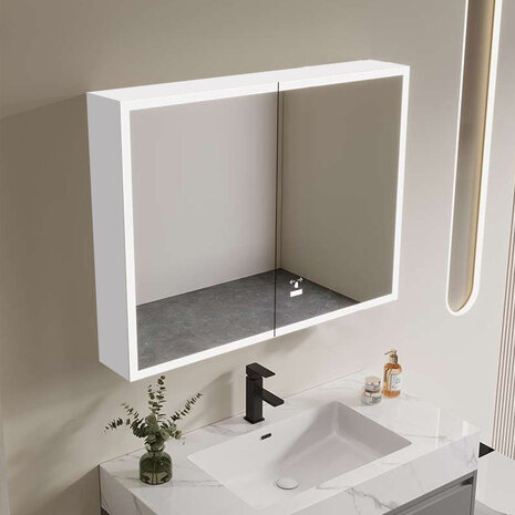 Oppio ZEYN Spiegelkast 120×70 Badkamerspiegel met verlichting Oppio ZEYN Spiegelkast 120×70 Badkamerspiegel met verlichting