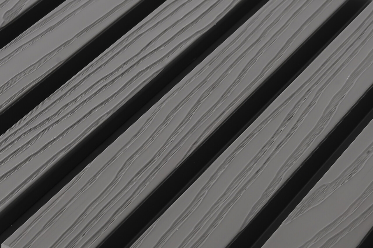 Oppio €28 Per Stuk - SILVER GREY - Zwarte strepen - Gevelbekleding – Composiet | 290 x 22 cm | Gevel | Tuin