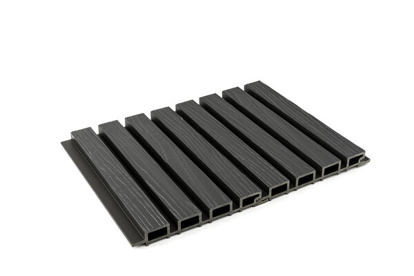 Oppio €35 Per Stuk - BLACK - Zwarte strepen - Gevelbekleding – Composiet | 290 x 22 cm | Gevel | Tuin Oppio €35 Per Stuk - BLACK - Zwarte strepen - Gevelbekleding – Composiet | 290 x 22 cm | Gevel | Tuin