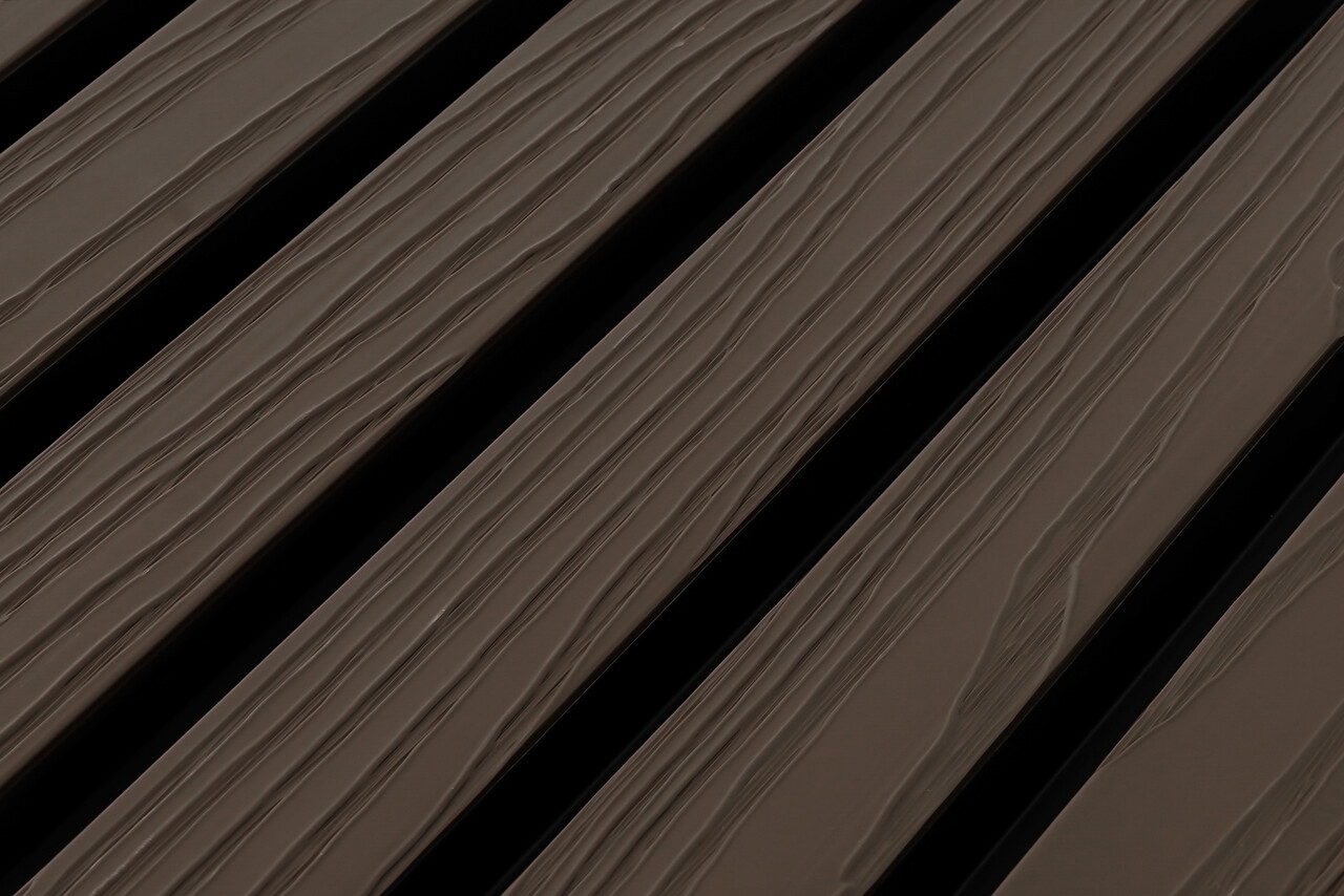 Oppio €28 Per Stuk - ROSEWOOD - Zwarte strepen - Gevelbekleding – Composiet | 290 x 22 cm | Gevel | Tuin |