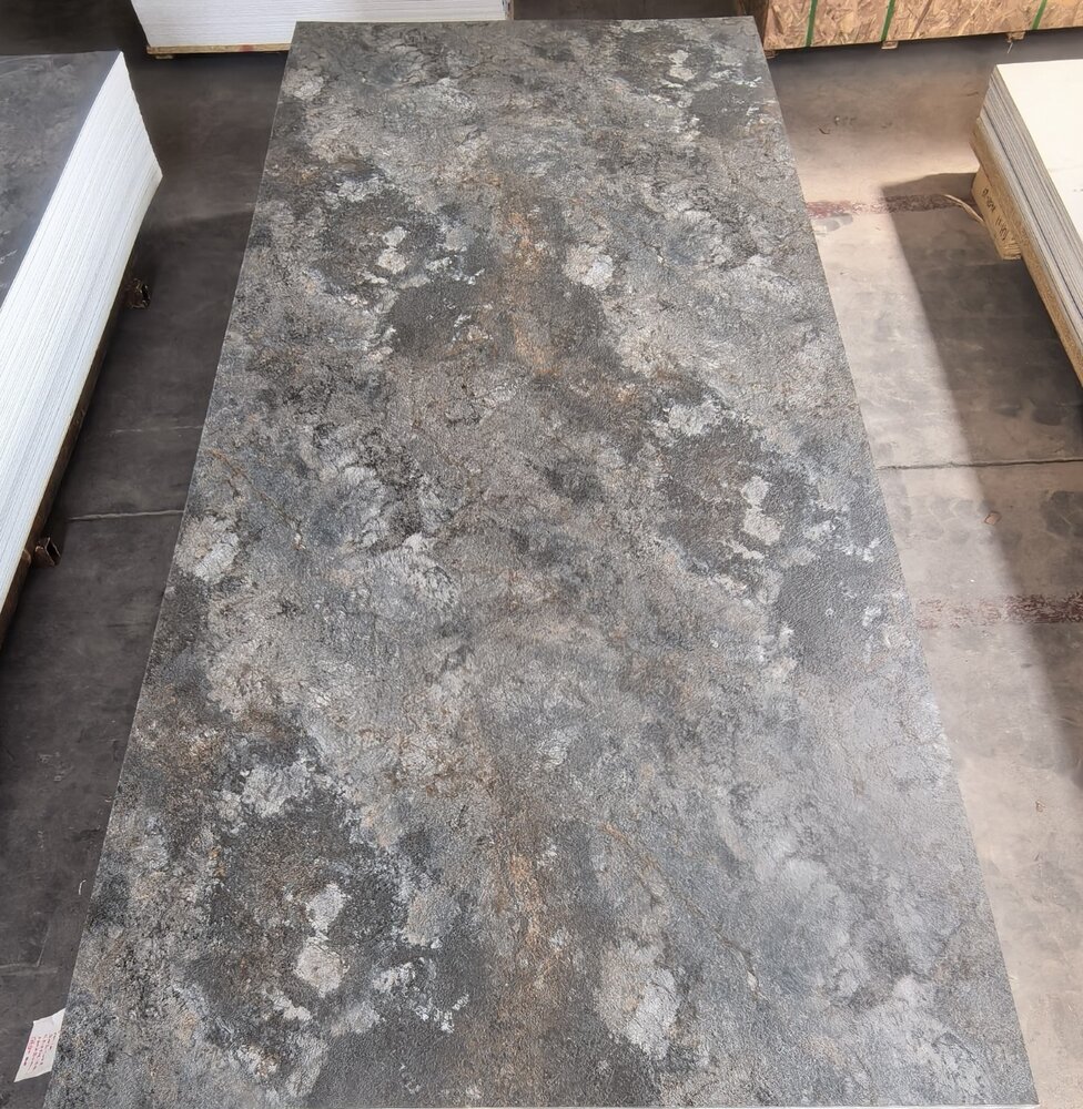 €119 PER PANEEL -280x120x0,3 cm – RUSTY DARK PVC Wandpaneel MAT