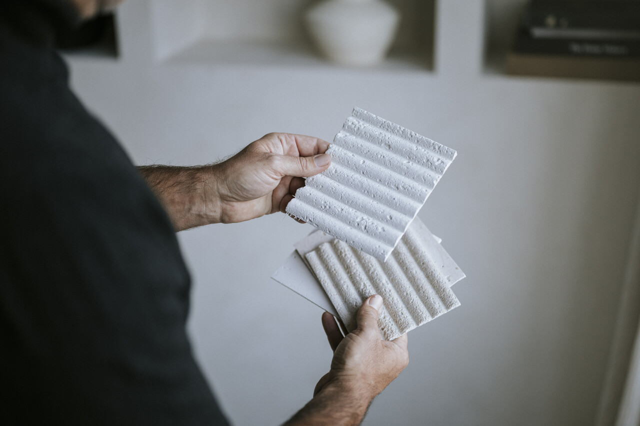 MUOZO MUOZO -Roman Columns OFF-WHITE 280x60 Flexibele Wandpanelen