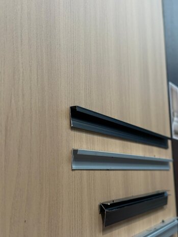 Oppio Eindprofiel tbv. Bamboo Wandpanelen  - Zwart