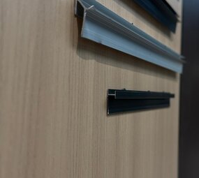 Oppio Tussenprofiel  tbv. Bamboo Wandpanelen  - Zwart