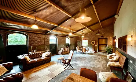 Waar akoestische panelen plaatsen? Tips per ruimte in huis
