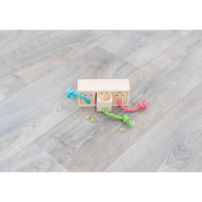 Snack cube - enrichment toy for rabbits and rodents - 15 × 5.5 × 6 cm - wood