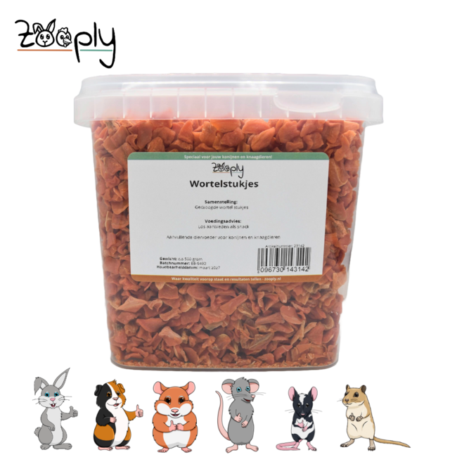 Carrot pieces in a 500-gram container