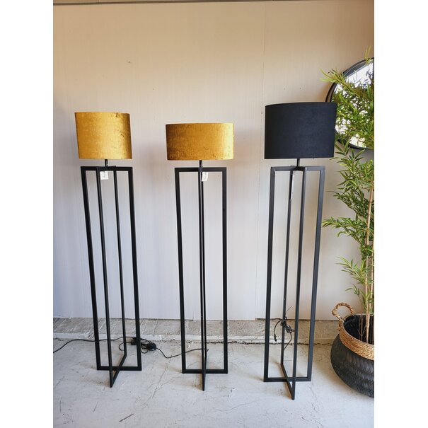 Light en Living Vloerlamp MACE Mat Zwart 30x30x140 cm van Light & Living