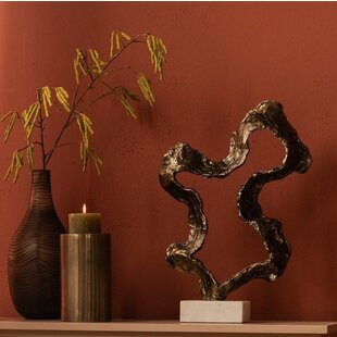 Ornament Maryan Brass aluminium op marmeren voet L