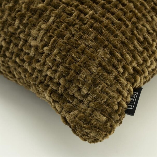 By Boo Kussen Hyde - mosterd