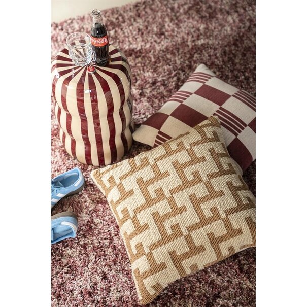 By Boo Kussen Twist 45x45 cm - burgundy