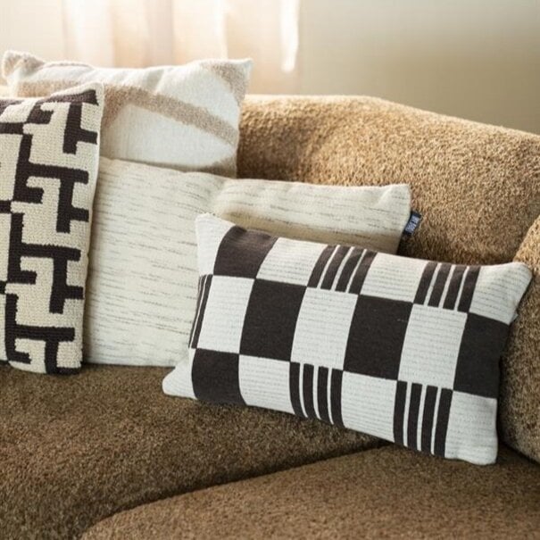 By Boo Kussen Twist 35x55 cm – bruin