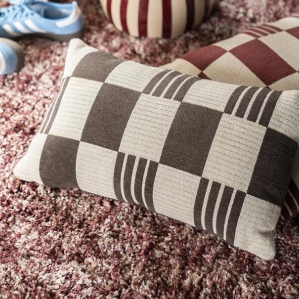 By Boo Kussen Twist 35x55 cm – bruin