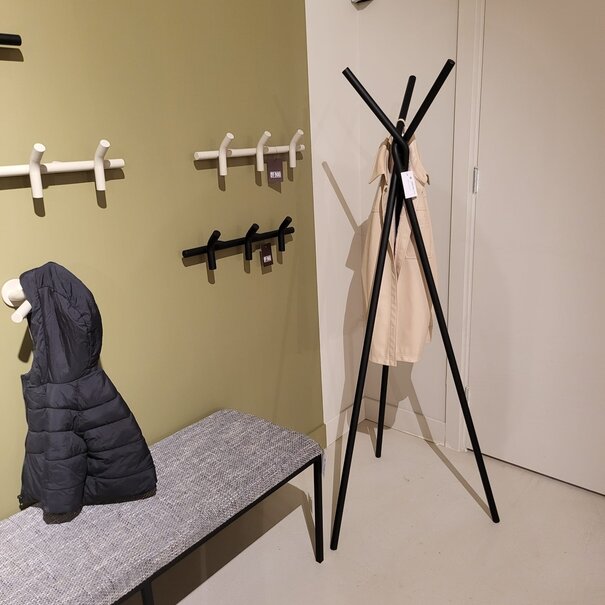 By Boo Kapstok Matto 3 haken – zwart