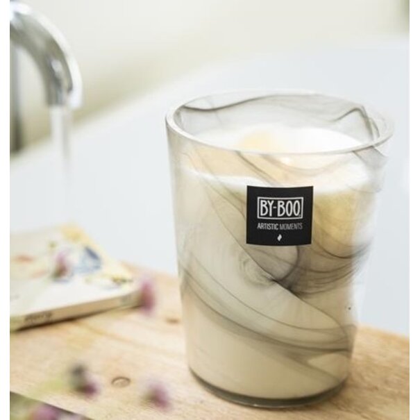 By Boo Geurkaars Artistic Moments - medium