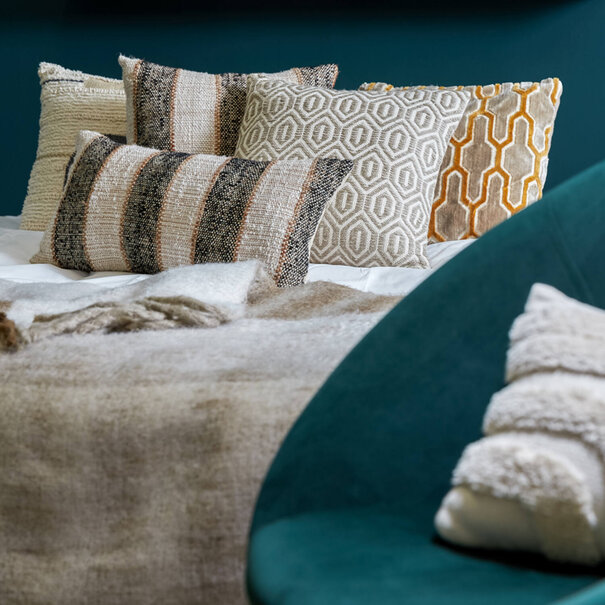 Light en Living Kussen 45x45 cm JEMBANA velvet zand+okergeel