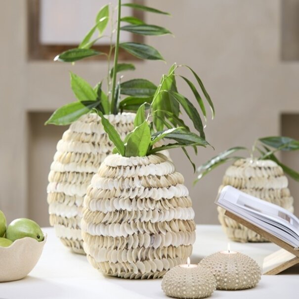 Light en Living Vaas deco  SARRIA Ø26 x 27 bamboo + schelp creme