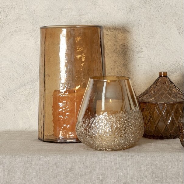PTMD PTMD Ameara Amber Glas Rond Taps Windlicht S – Handgemaakt Sfeerglas Ø16 cm