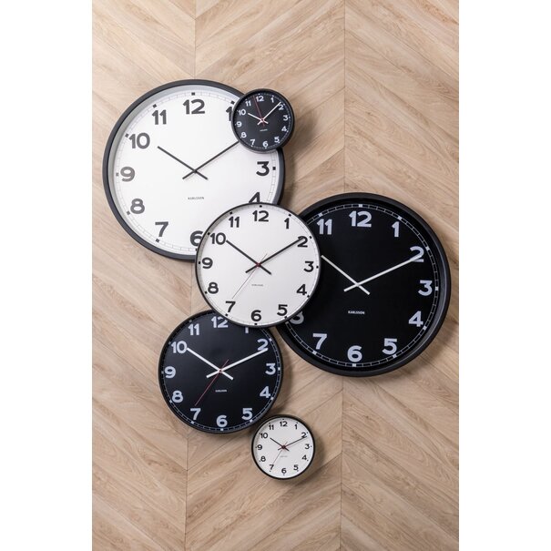Karlsson Klok new classic medium zwart Ø 40,5 cm
