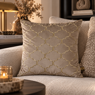 Kussen Lizze Beige velvet embroidery patroon 45 x 45
