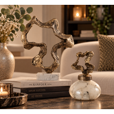 Ornament Maryan Brass aluminium op marmeren voet S