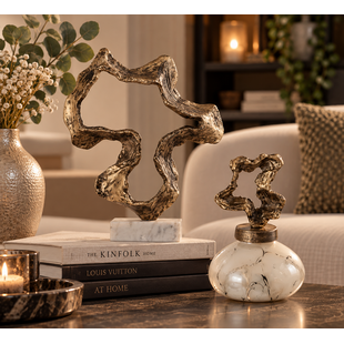 Ornament Maryan Brass aluminium op marmeren voet S