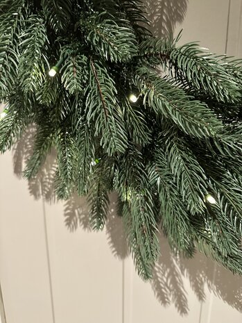 Kunstig Gran Krans med LED-Lys 60cm
