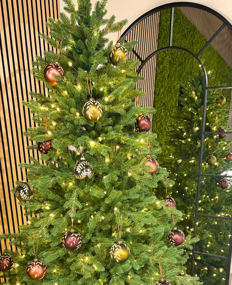 Greenmoods Kunstig juletre Vinje 100% PE - Smart LED