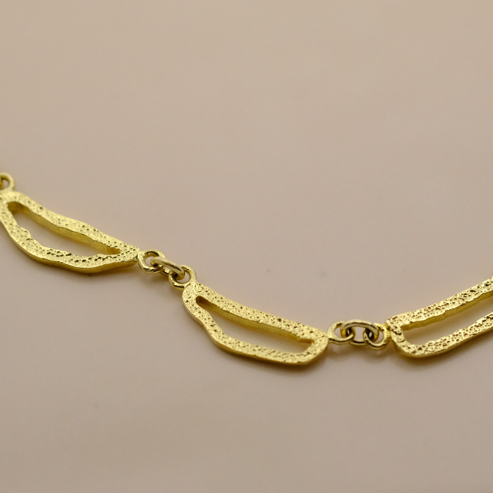 Collier Athens