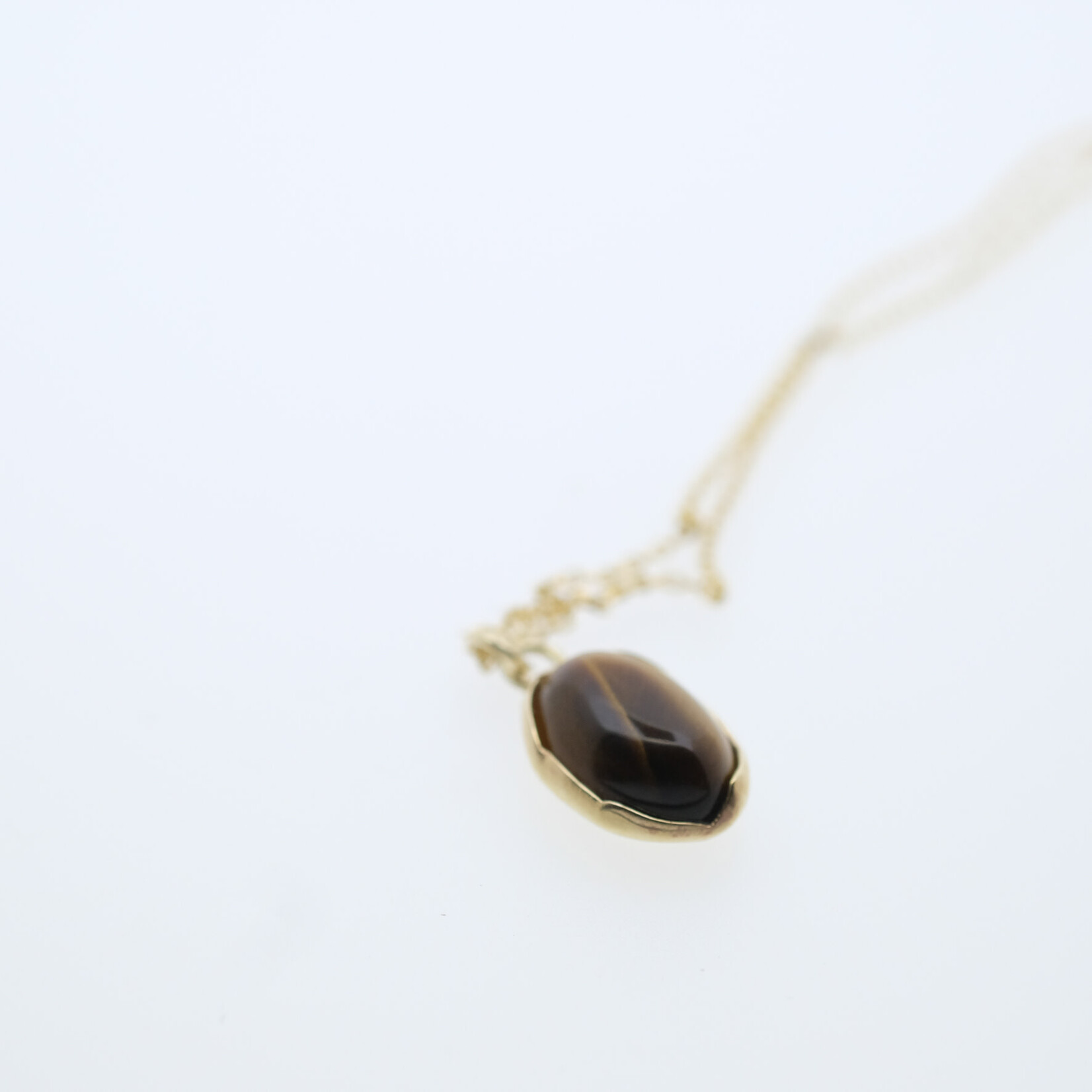 9kt ketting met tijgeroog
