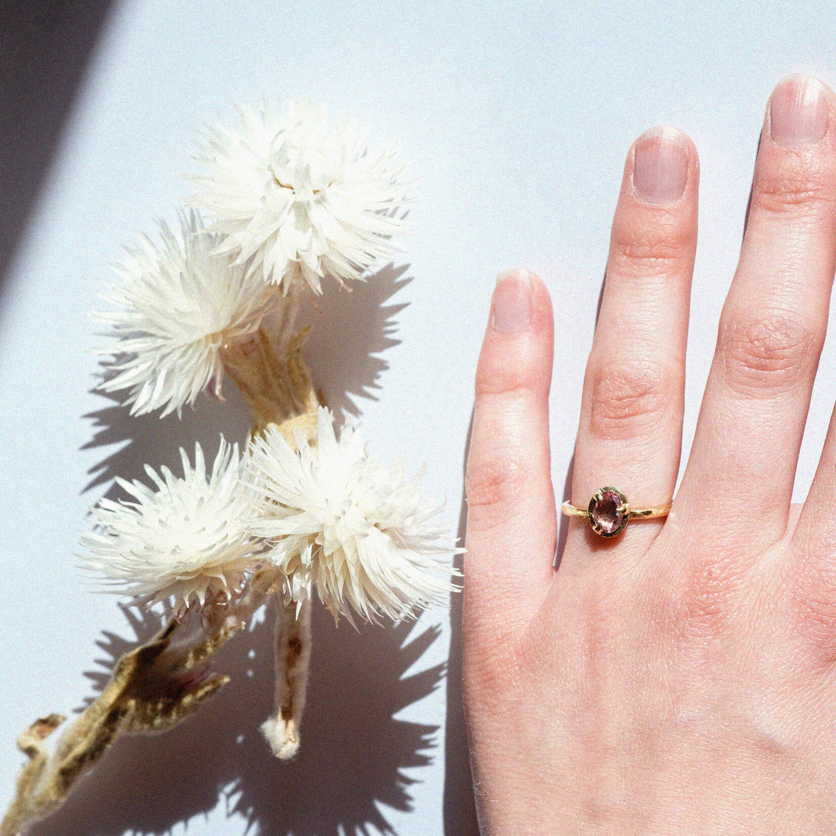 ring Helsinki roze saffier