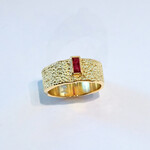 Ring Red baguette
